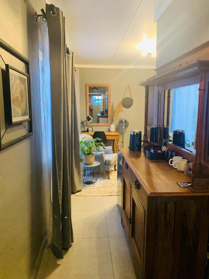 Battiss Guest House Претория Екстериор снимка